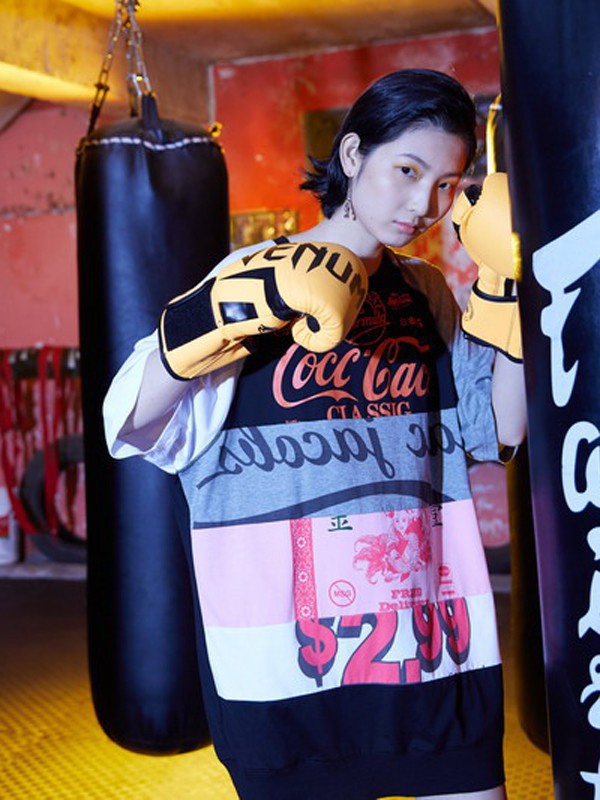 XY遐逸女装2023春夏季拼色T恤