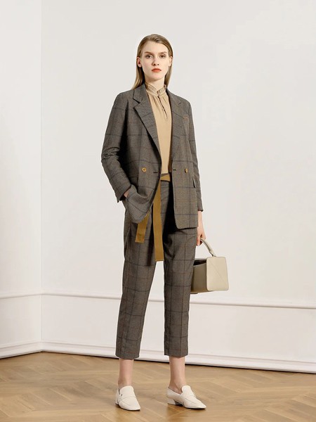 三淼2022秋冬季黑色西装