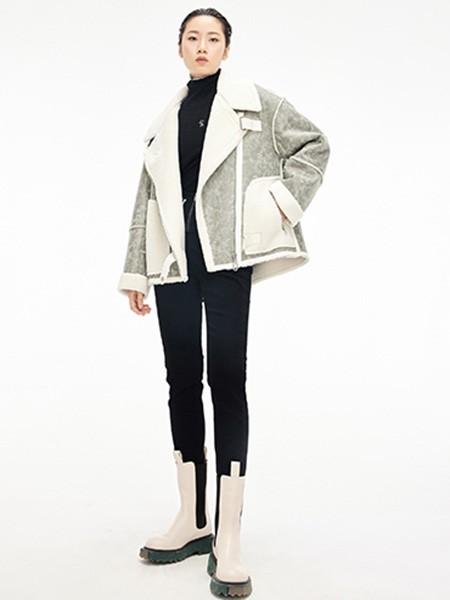 来尔佳昵女装2022秋冬季灰色大衣