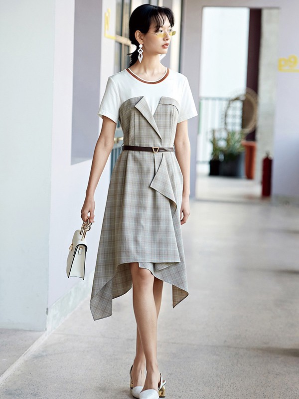 傲丝度女装2023春夏季白色连衣裙