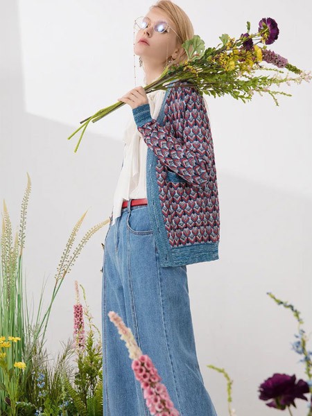 西纳维思女装2023春夏季藏蓝色半身裙