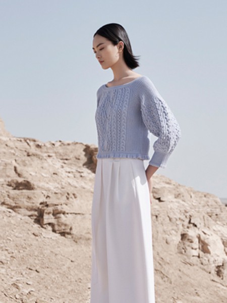 雪莲女装2022秋冬季白色长裤