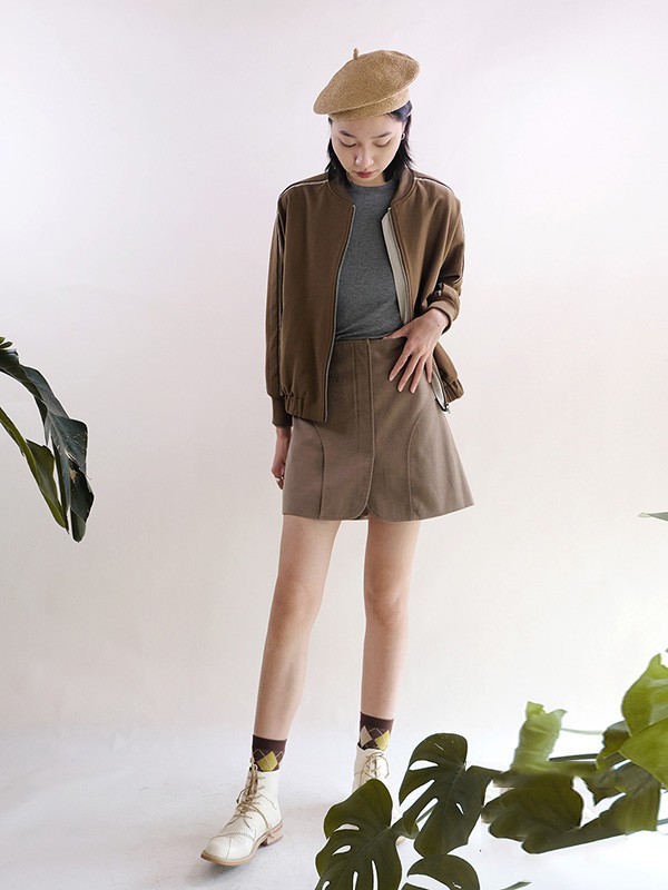 YES2023春夏季咖啡色短裙