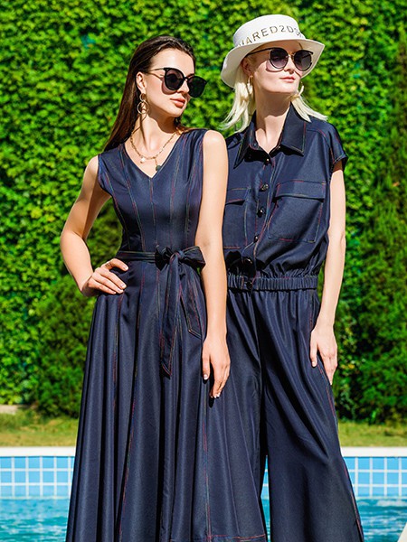 例格女装2023春夏季藏蓝色连衣裙