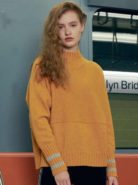 杰西伍女装2022秋冬季橙色毛衣