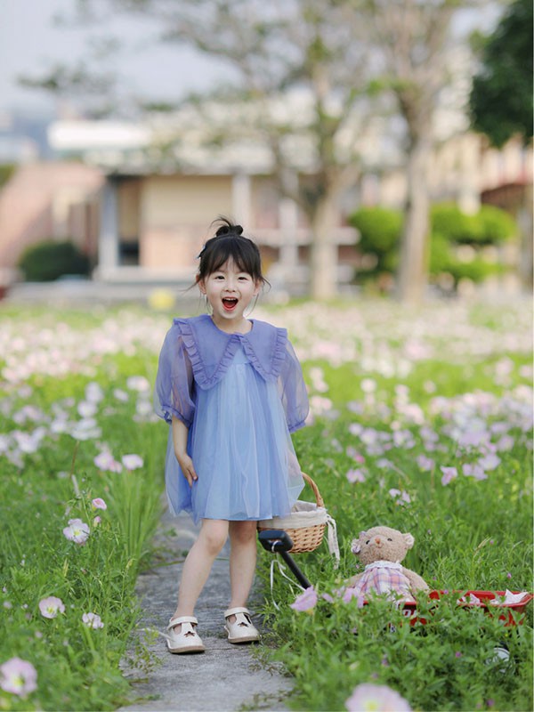 马拉丁童装2023春夏季蓝色连衣裙