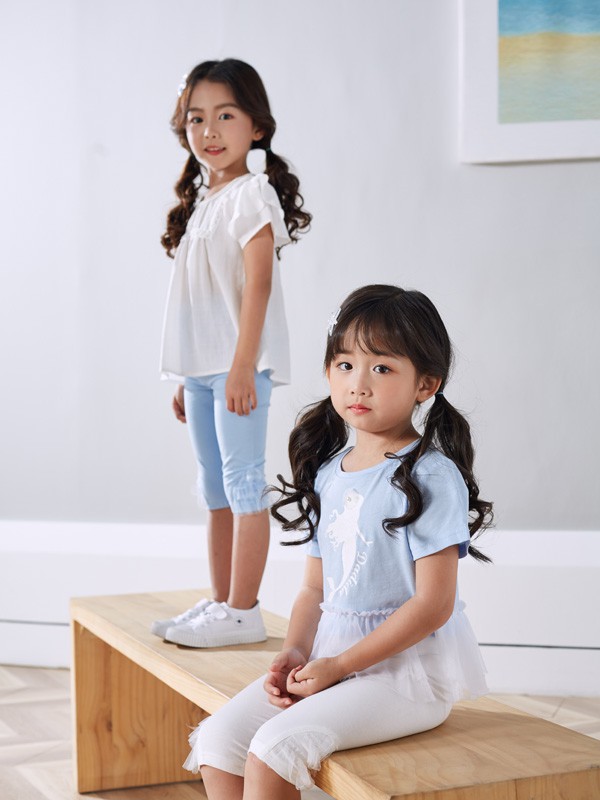 嗒嘀嗒童装2023春夏季白色T恤