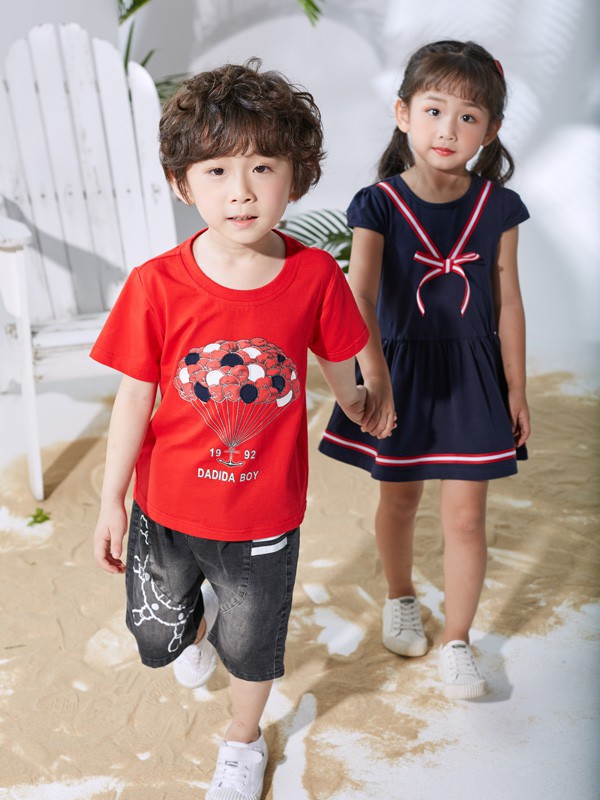 嗒嘀嗒童装2023春夏季红色T恤