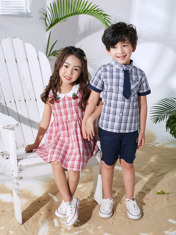 嗒嘀嗒童装2023春夏季白色连衣裙