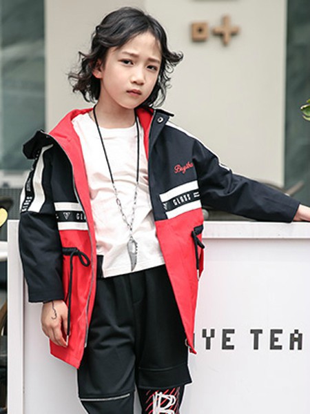 布衣班纳童装2023春夏季白色T恤