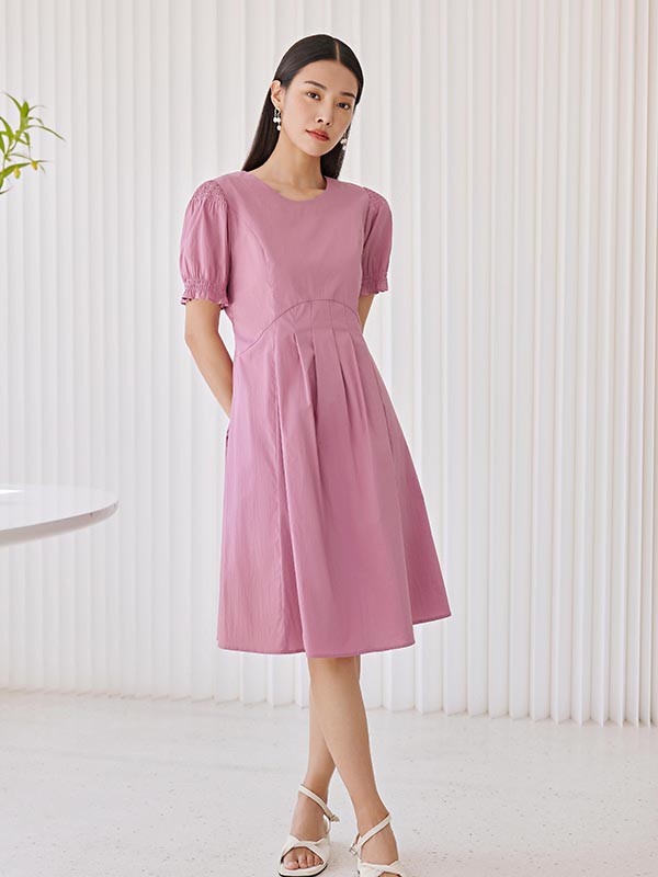 青稚女装2023春夏季粉色连衣裙