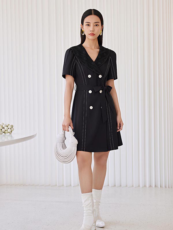 青稚女装2023春夏季黑色连衣裙