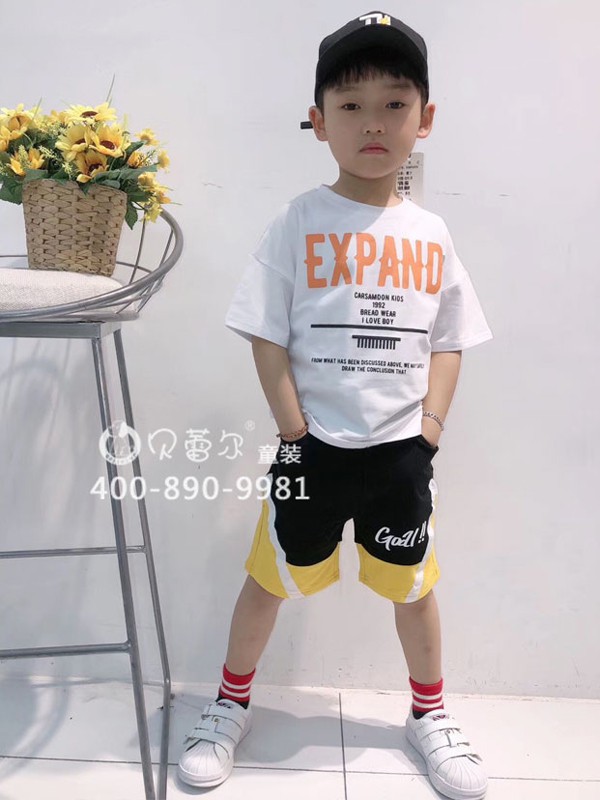 贝蕾尔童装2023春夏季白色T恤