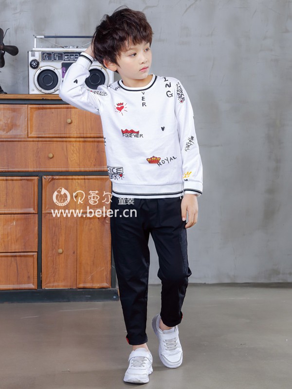 贝蕾尔童装2023春夏季白色T恤