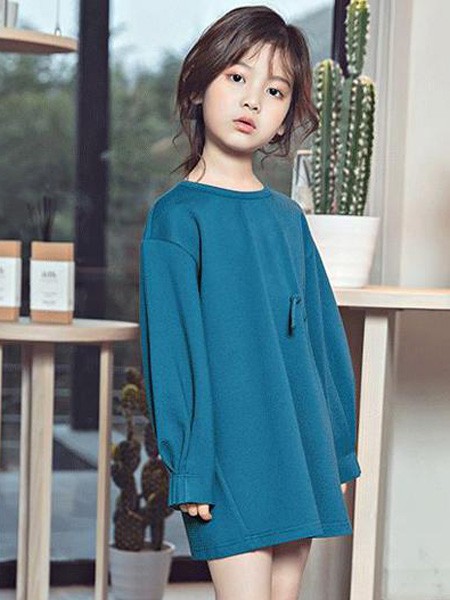 玛卡西童装2022秋冬季蓝色连衣裙