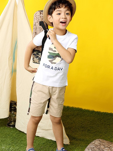 吉象贝儿童装2023春夏季白色T恤