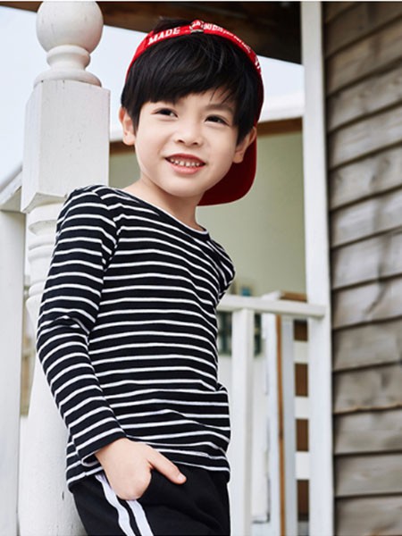 一休童装2023春夏季黑色T恤