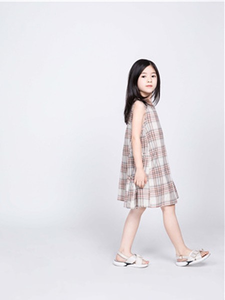 海贝2023春夏季灰色连衣裙