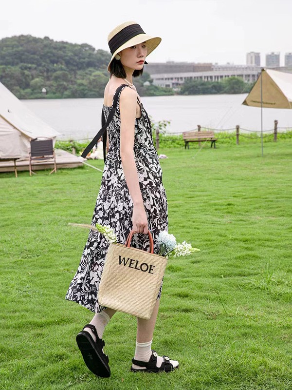 梵凯女装2023春夏季白色连衣裙