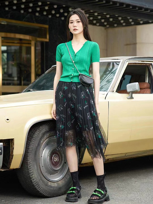 梵凯女装2023春夏季绿色衬衫
