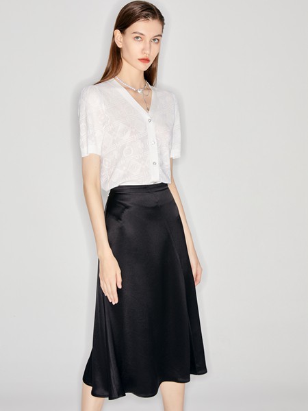 摩凡女装2023春夏季白色衬衫