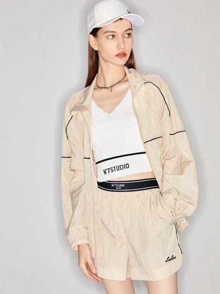 摩凡女装2023春夏季白色背心