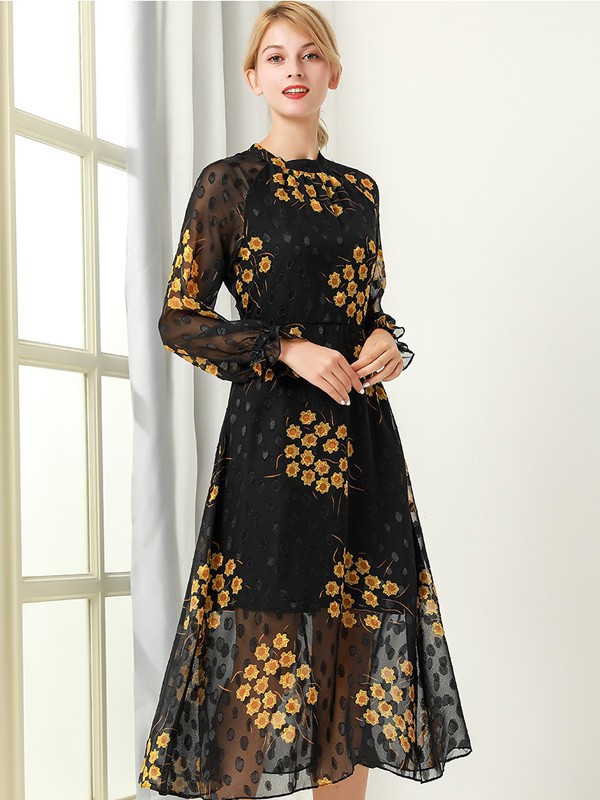 施华布朗女装2023春夏季黑色连衣裙