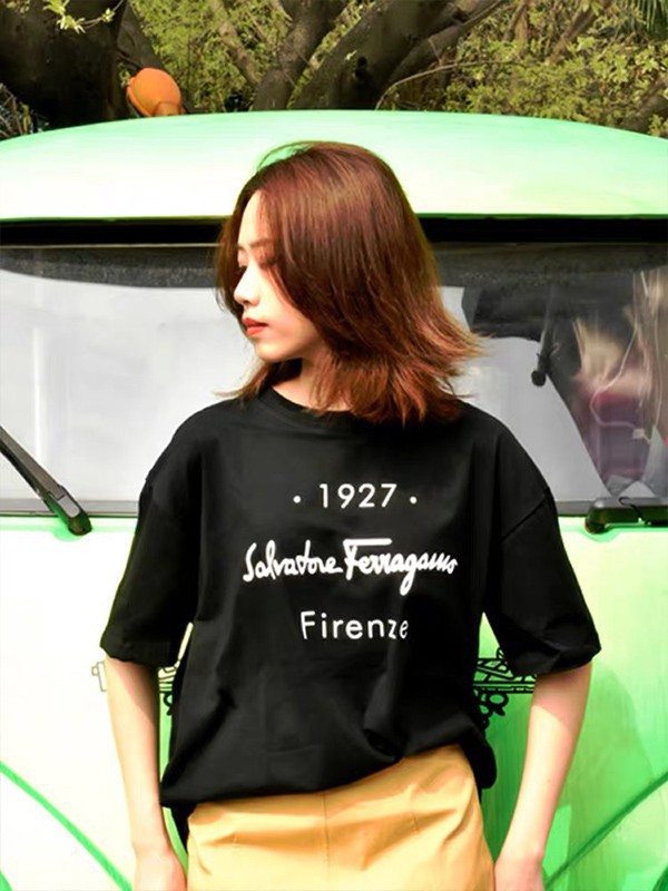 代尔缔诗女装2023春夏季黑色T恤