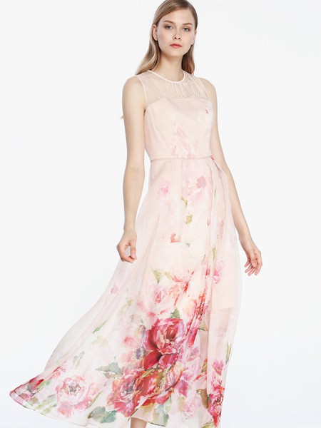 欧柏兰奴女装2023春夏季白色连衣裙