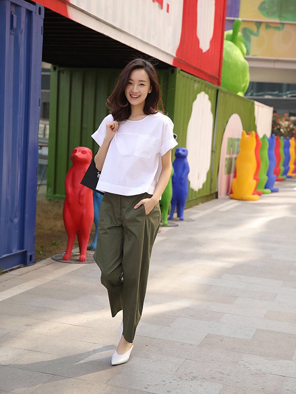 奥柔拉女装2023春夏季白色T恤