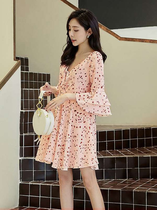 艾夫斯休闲装2023春夏季粉色连衣裙