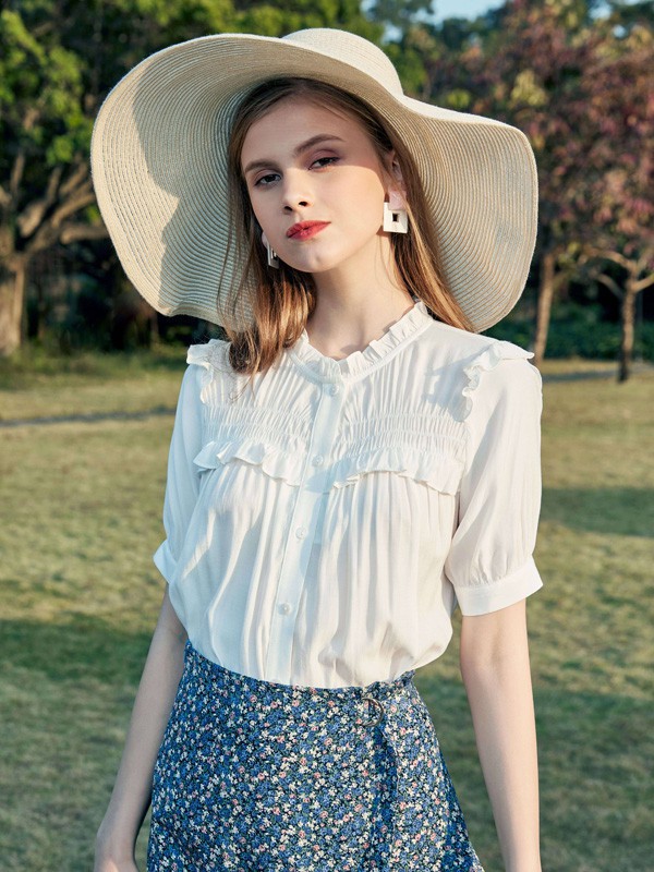 十八淑女坊女装2023春夏季白色衬衫