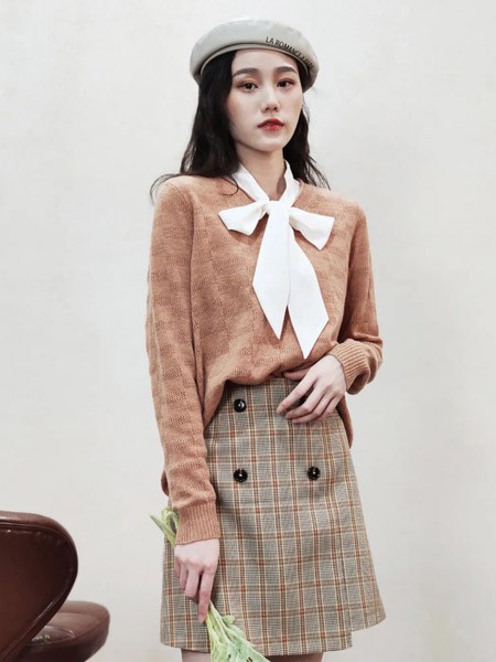 璞秀女装2022秋冬季棕色短裙