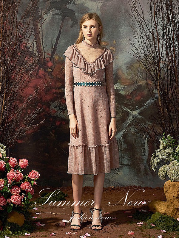 斐格思女装2023春夏季裸色连衣裙