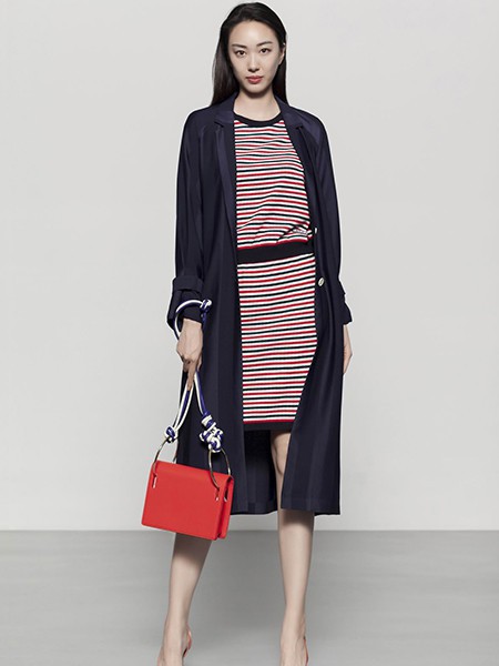 kako2022秋冬季黑色大衣