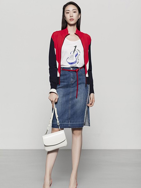 kako女装2022秋冬季藏蓝色包臀裙