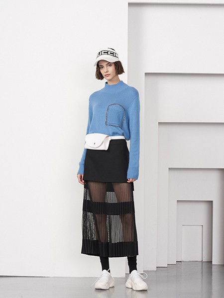 kako女装2022秋冬季黑色半身裙