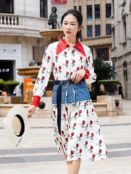 艺素女装2023春夏季白色连衣裙