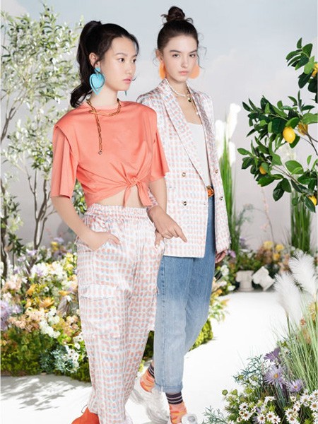 欧点女装2023春夏季橙色T恤