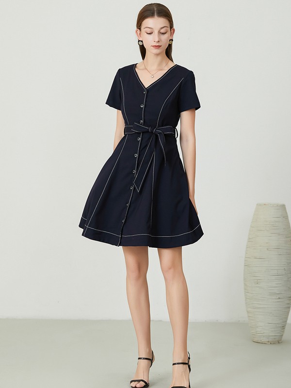 咏仕女装2023春夏季黑色连衣裙