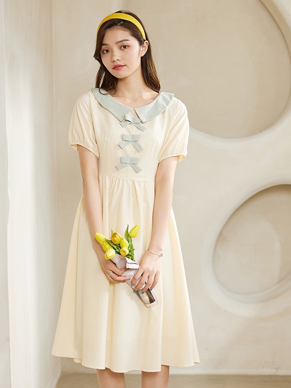 ins2023春夏季卡其色连衣裙