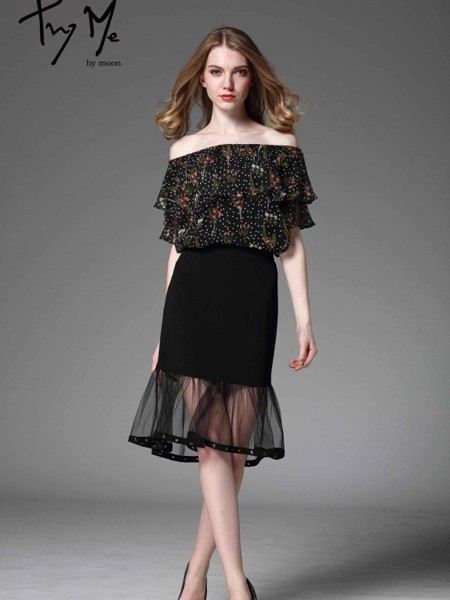 TRYMEBYMOON女装2023春夏季黑色连衣裙