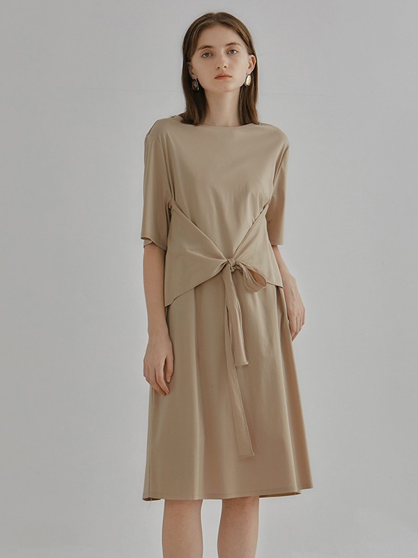 台绣女装2023春夏季卡其色连衣裙