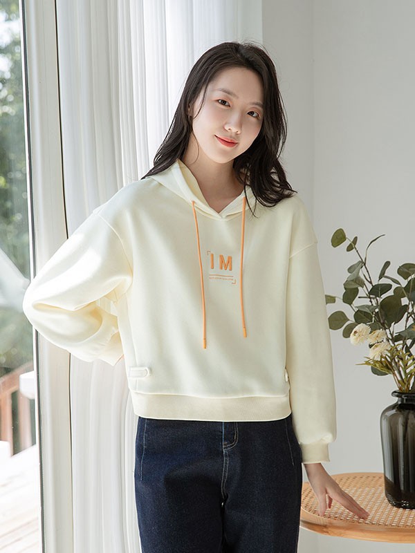 片断女装2023春夏季白色卫衣