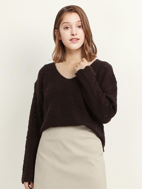 唯唯2022秋冬季黑色针织衫