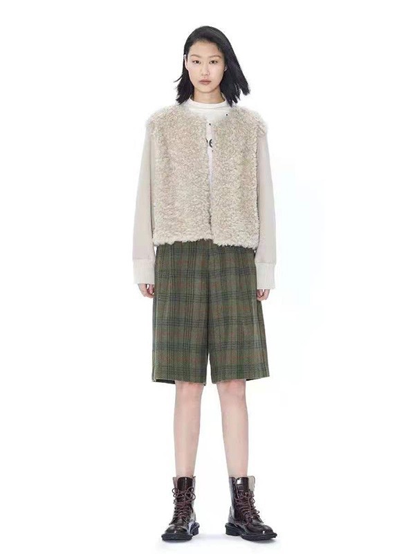 爱弗瑞女装2022秋冬季白色T恤