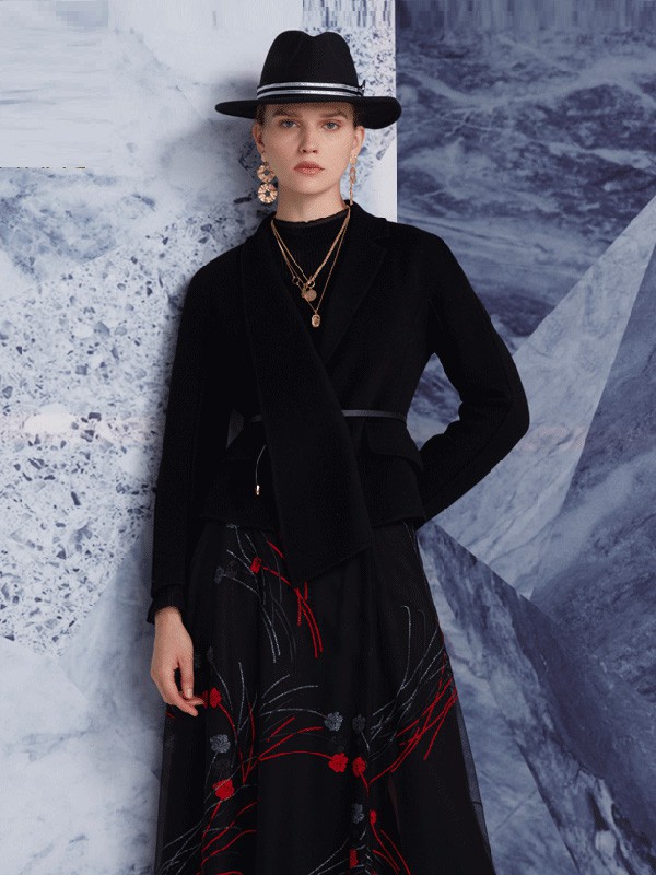 宗洋女装2022秋冬季黑色毛衣