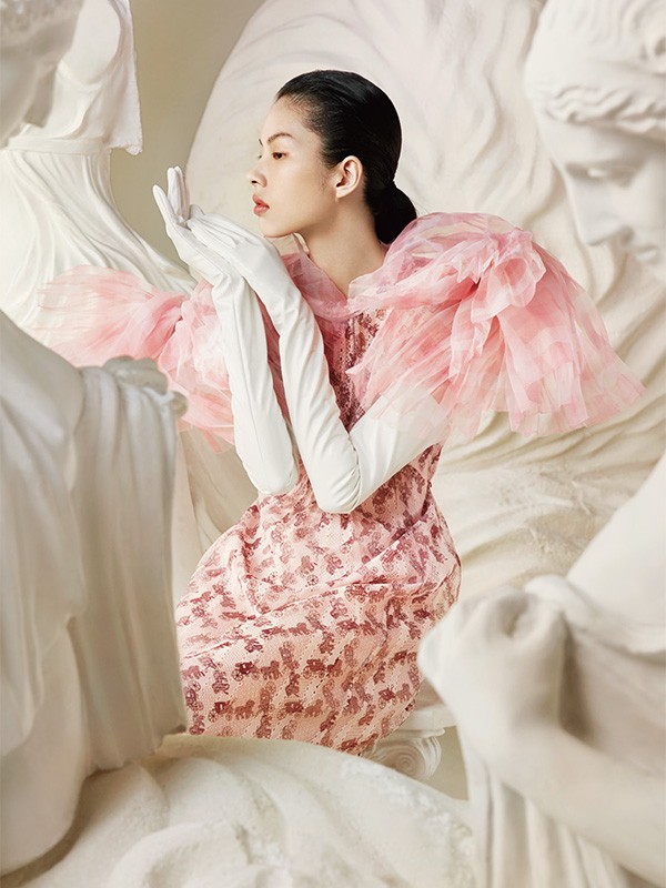 玖姿女装2022秋冬季粉色连衣裙