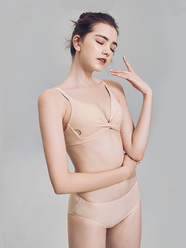 心魅内衣2023春夏季粉色时尚内衣