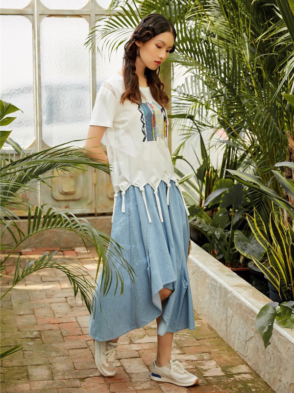 古树叶女装2023春夏季蓝色长裙